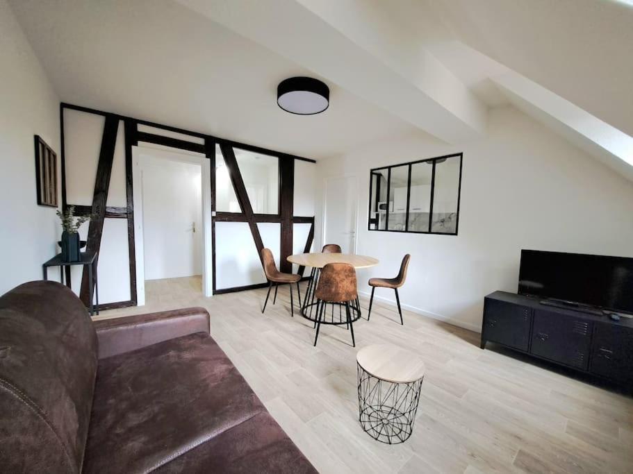 Appartement Centre Historique Avec Parking Inclus Colmar Exterior foto
